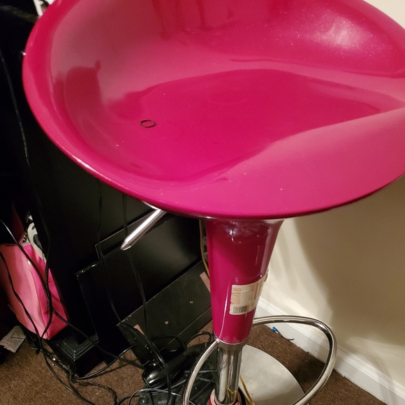 Hydraulic stool - Picture 2 of 2